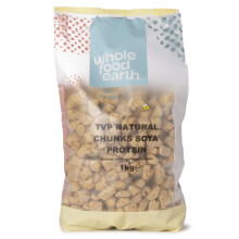 Wholefood Earth TVP Natural Chunks Soya Protein 1 kg | GMO Free | Source of Fibre | High Protein