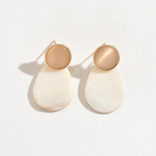 (Beige B)Stylish Shell Pendant Earrings Hanrafted Water Drop Women Summer Accessories