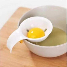 2026 Separador de yemas y claras de huevo de plástico para cocina, utensilio de cocina novedoso (blanco) (1 unidad)