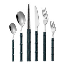 Ensemble argenté 2026 de 6 pièces (couteau en acier inoxydable à manche en bambou vert, fourchette, cuillère, couteau à steak d'hôtel)