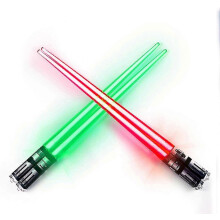 2026 Iluminado - Palillos de Star Wars con luz LED brillante - Set de 2 sables de sushi iluminados Verde