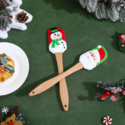 4pcs Christmas Baking Tools Cake Spatulas Adorable Cream Scrapers (Assorted Color) 2
