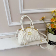 (White) Sweet pleated mini pillow bag