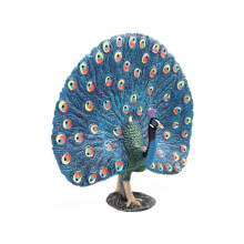 Statuette di pavoni colorati in plastica con coda aperta, decorazioni da giardino blu per prato e cortile.