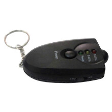 Migliora la tua sicurezza con l'etilometro portachiavi elegante: compatto e facile da usare.