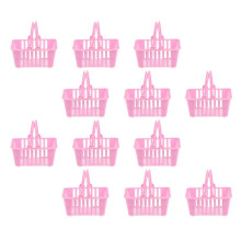 Juego de 12 piezas de mini cestas de la compra de plástico para niños.
