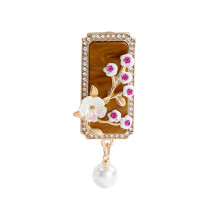 Broche de metal con cristales y diseño floral de ciruela, ideal para vestidos formales e informales, multicolor y multiestilo.