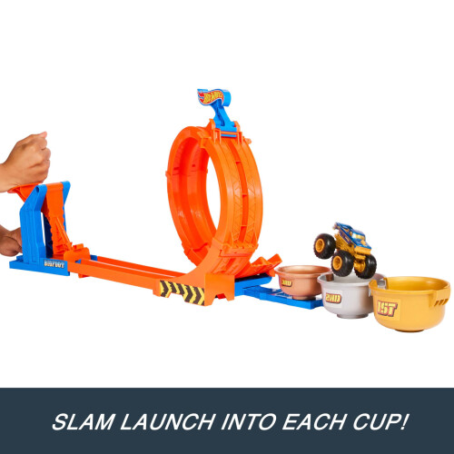 Hot Wheels Hot Wheels Monster Trucks LoopAndFlip Trophy Challenge Playset 1