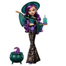 Monster High Doll Moonspell Magic by Monster High Willow Thorne