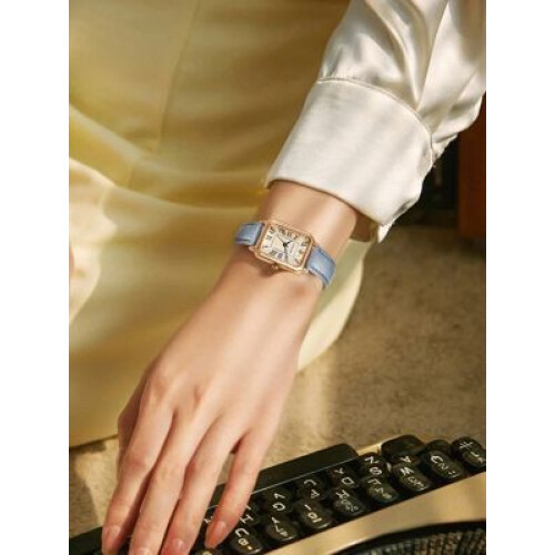 Ladies / Girls Retro Rectangular Quartz Watch/Rose Gold-Toned Case / Blue Strap 1