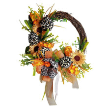 Couronne d'automne artisanale pour porte d'entrée, décorations automnales : petite citrouille, lianes naturelles, érable