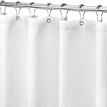 Cortina de chuveiro com textura waffle, impermeável e resistente a mofo, ideal para áreas de chuveiro e banheira.