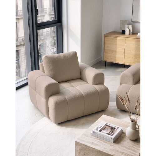 Beliani Armchair NARILLA Boucle Beige 1