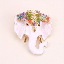 (Style 22)Artistic European Animal Brooch With Alloy Finish For Fashion Gift Use Accessory