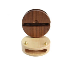 Supporto amplificatore per cellulare in legno color kaki, pratico supporto per cellulare con scatola di imballaggio.