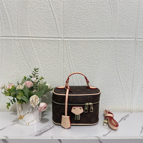 (Khaki) Retro style box handbag