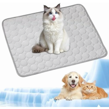 Zelfkoelende mat voor honden en katten, niet-giftige, wasbare koelmat voor thuis, buiten en in de auto, 62 x 50 cm