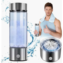 Waterfles met waterstofgenerator van 420 ml en PEM-technologie, oplaadbaar via USB.