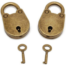 2 Pack Mini Antique Vintage Padlocks with Keys, Bear Shape Bronze Archaize Padlock for Decorative Chests Lockers and Craft Projects