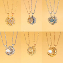 (gold) Magnetic Sun Moon Couple Necklace Fashion Versatile High-End Clavicle Chain Gift for Best Friend Silver
