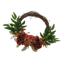 Couronne artificielle printanière multicolore pour porte d'entrée de maison de campagne ou mariage.