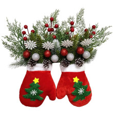 Christmas Mitten Wreath, Christmas Glove Wreath, Christmas Mittens Garland with Lights, Hanging Christmas Garland Tree