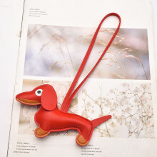 (Red)Llavero de cuero PU con forma de perro Dachshund para llaves y decoración de bolsas
