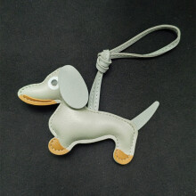 (Gray)Llavero de cuero PU con forma de perro Dachshund para llaves y decoración de bolsas