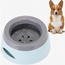 Auslaufsicherer und spritzwassergeschützter Reisenapf für Hunde und Katzen – 700 ml, rutschfest, abnehmbar, ideal für Auto und Reisen