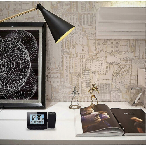 LED Projector Clock with Digital Alarm, Indoor Temperature Display, 4-Level Brightness Adjustment, Black 2