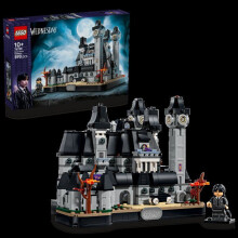 LEGO Wednesday 76788 Nevermore Academy - School Model with 3 Minifigures - Construction Set for 10 Years - Model - Gift