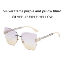 (Silver Purple )Occhiali da sole retrò montatura metallo argento con lenti grigio pc per stile casual
