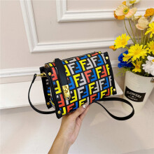 (Color) Retro full printed letters small square box bag