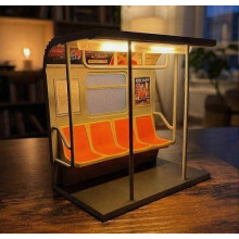 NYC Subway Train Lamp, Retro Miniatuur Metrotrein Bureaulamp, Creatief Nachtlampje voor Woondecoratie