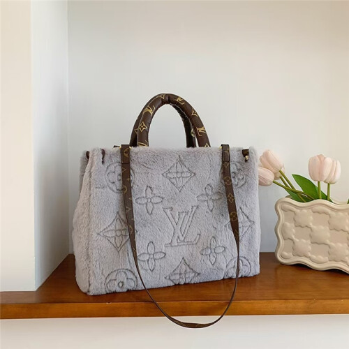 (Gray) Autumn and winter furry embossed letter bag