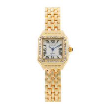 (Diamond-set gold) Women's Classic Square Quartz Watch, Gold Metal Bracelet Band, Roman Numeral Dial Analog Wristwatch