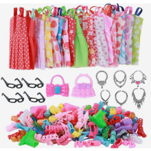 Coffret Barbie Ultimate Dressing et accessoires (32 pièces) - Cadeau surprise