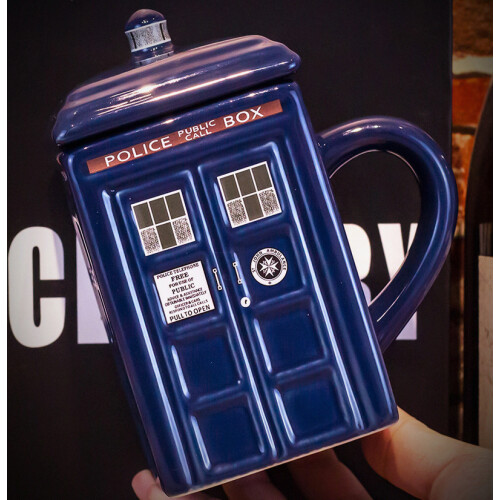 Κεραμική τσαγιέρα Doctor Who TARDIS_Δώρο-έκπληξη 2