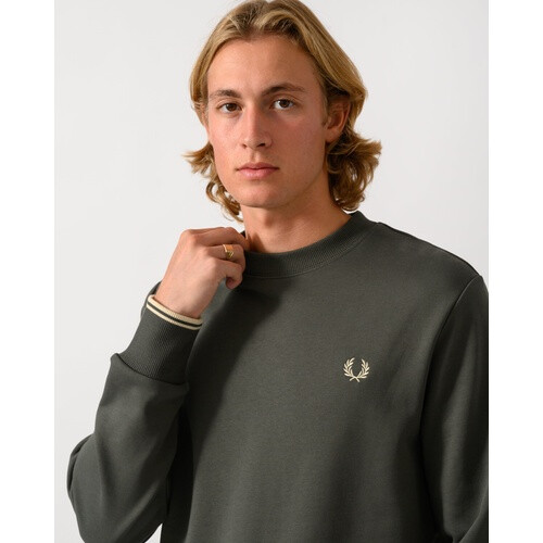 (L, Green) Fred Perry Sweatshirt  in Green 2