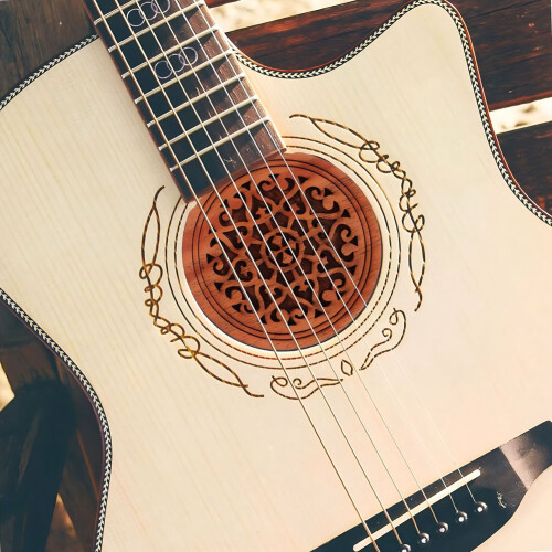 Lätt Dekorativt Ljudhålsskydd för Gitarr, Minskar Feedback och Brus, Viktigt Gitarrtillbehör A