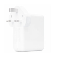 Alimentatore USB-C da 61 W con ricarica rapida, compatibile con i laptop MacBook dotati di interfaccia USB-C.