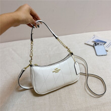 (White) Sweet cool quilted baguette bag