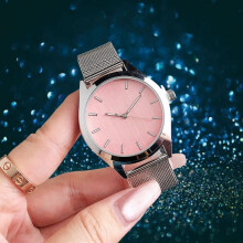 (Silver pink) Ladies Minimalist Quartz Watch, Silver Metal Mesh Band, Large Round Case Brushed Dial Simple Marker Wristwatch
