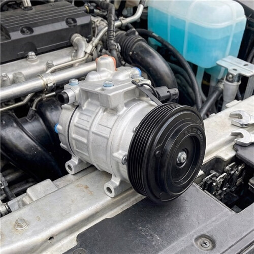 A/C Compressor 977014D700 for Kia Carnival 2005-2013 2.2L Diesel, D4HB engine 1