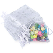 G2PLUS White Christmas Organza Bags 7x9CM: Snowflake Favour Bags for Presents, 100PCS Xmas Snowflake Gift Pouches for Reindeer Food, Christmas
