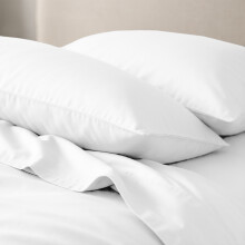 (White, Plain Pillowcase 2-Pack) Duvet Cover Set with Pillowcases - Soft Brushed Microfibre Quilt Cover Bedding Set, Hypoallergenic & Machine Washable