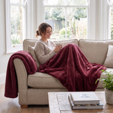 (2 Pack Single, Burgundy/Red) Faux Fur Fleece Blanket Throw 2 Pack – Soft Fluffy Sofa Cover & Cosy Warm Wrap