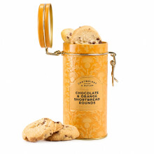 Cartwright & Butler Chocolate & Orange Shortbread Rounds, Buttery Shortbread Biscuits with Milk Chocolate Chunks & Orange Pieces, Premium Sweet Biscu