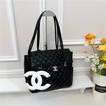 (Black) Diamond quilted contrast large logo tote bag for women