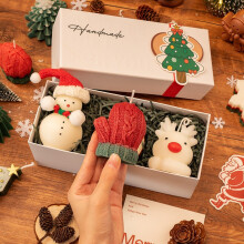 Christmas Scented Candle Gift Box | Includes Snowman + Mitten + Reindeer Shaped Candles | Christmas Gift & Party Favors